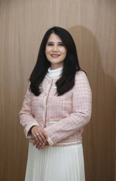 dr. Yovi Yoanita